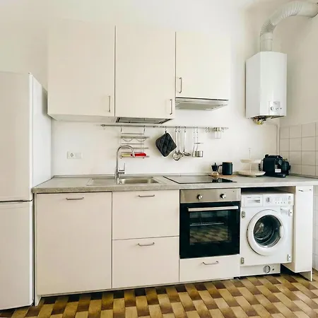 아파트 Spacious & Bright Flat Near Bocconi & Navigli *